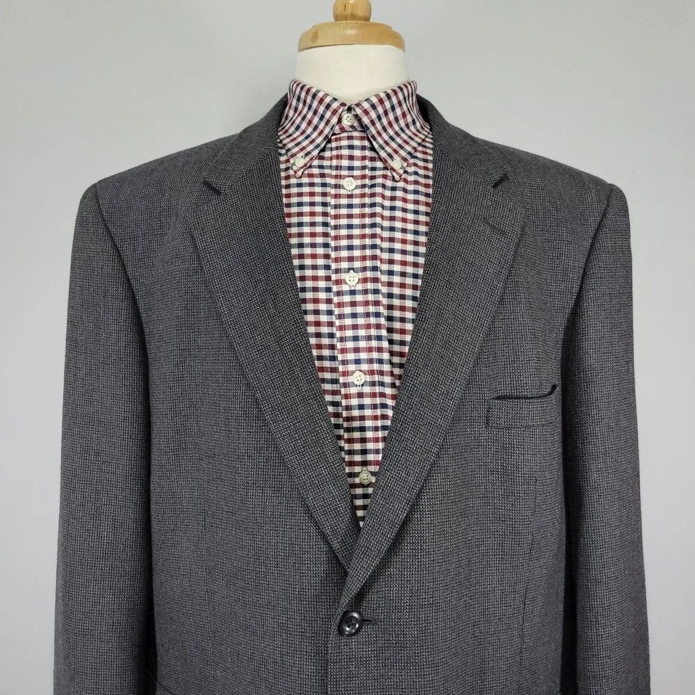 Pronto Uomo before completing